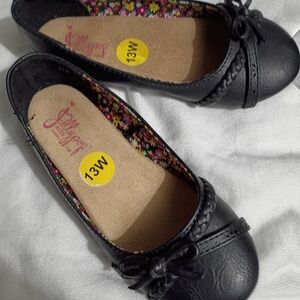 Jellypop Black Flats with Floral Accents